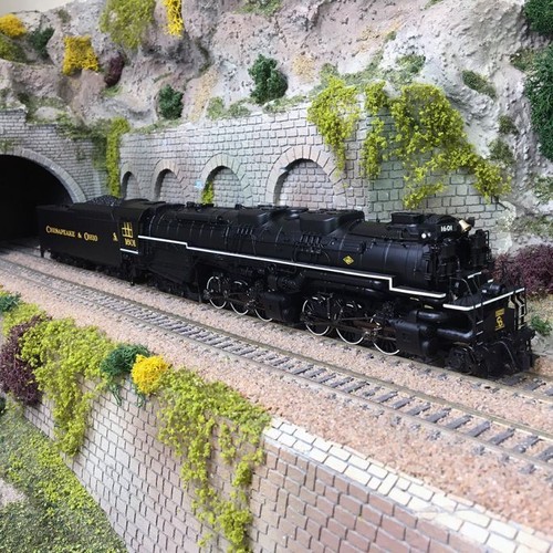 Locomotive vapeur - à,
