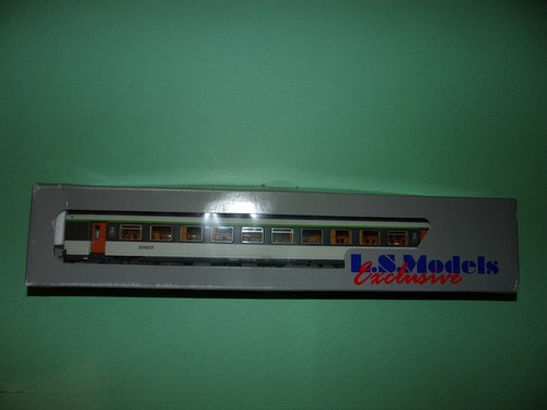 Models voiture voyageurs - ls,