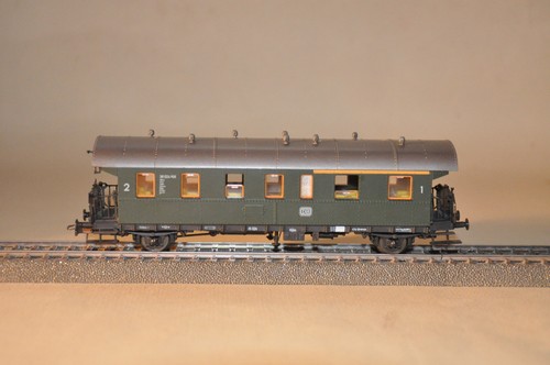 Roco carrozza e 2 - carrozza, 2^