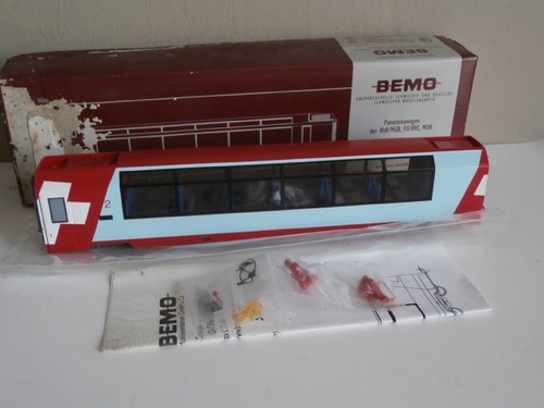 Echelle hom voiture - hom,