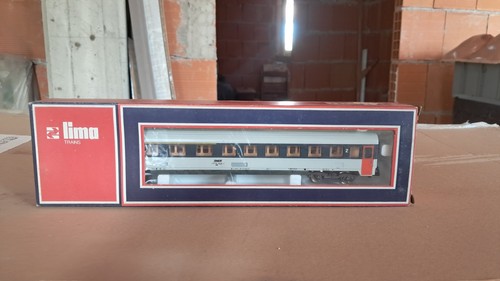 Carrozza passeggeri sncf - passeggeri,
